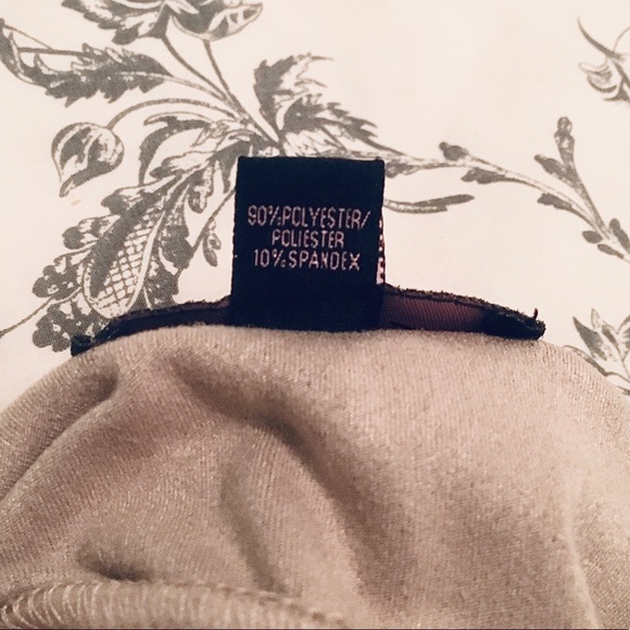 🌺2 FOR $30🌺 Halter crop top - Picture 4 of 5